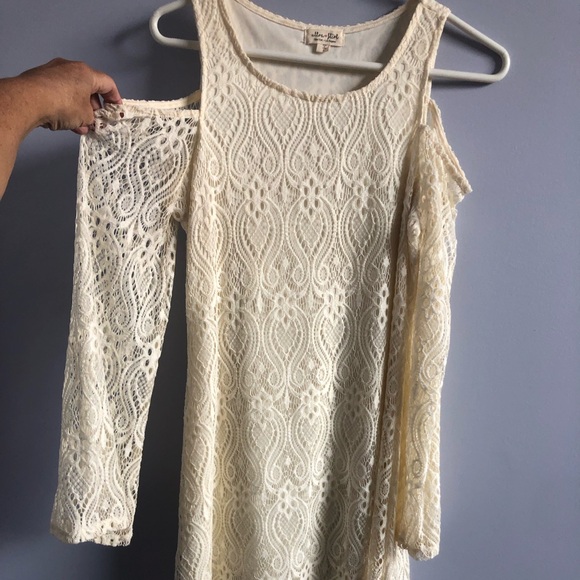 Ultra Flirt lace cold shoulder sheath dress - Picture 1 of 7